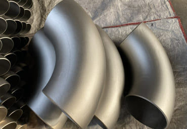 Platina De Acero Inoxidable Satinado A4-316 Para Tubo De 42,4 Mm, ángulo 90°, Altura 70 Mm, Peso 400 G, Con Tornillos De Fijación, Ideal Para Soportes Y Estructuras